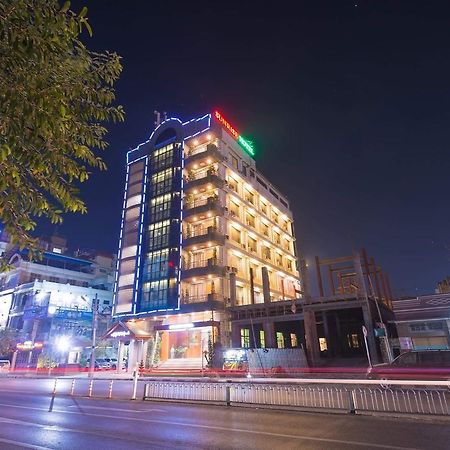 Sunrise Hotel マンダレー エクステリア 写真
