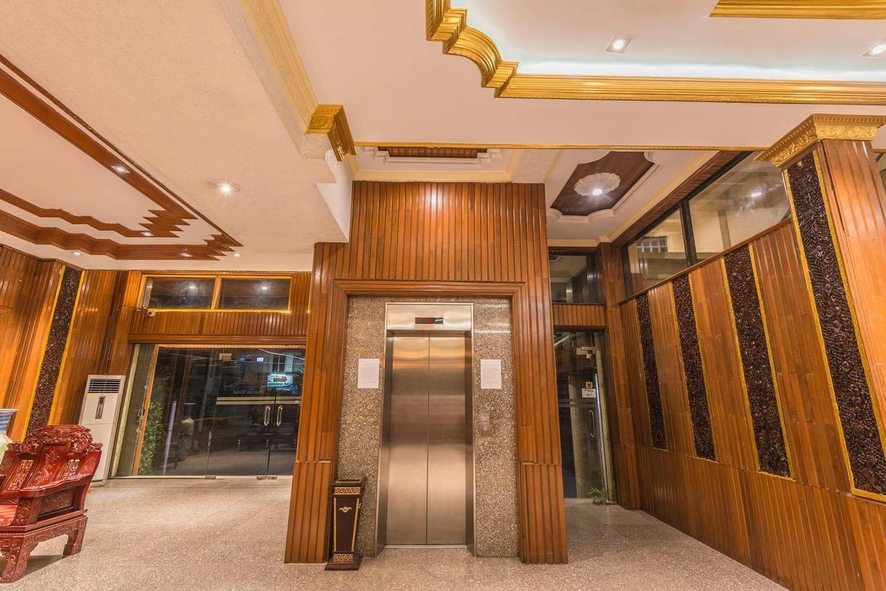 Sunrise Hotel マンダレー エクステリア 写真