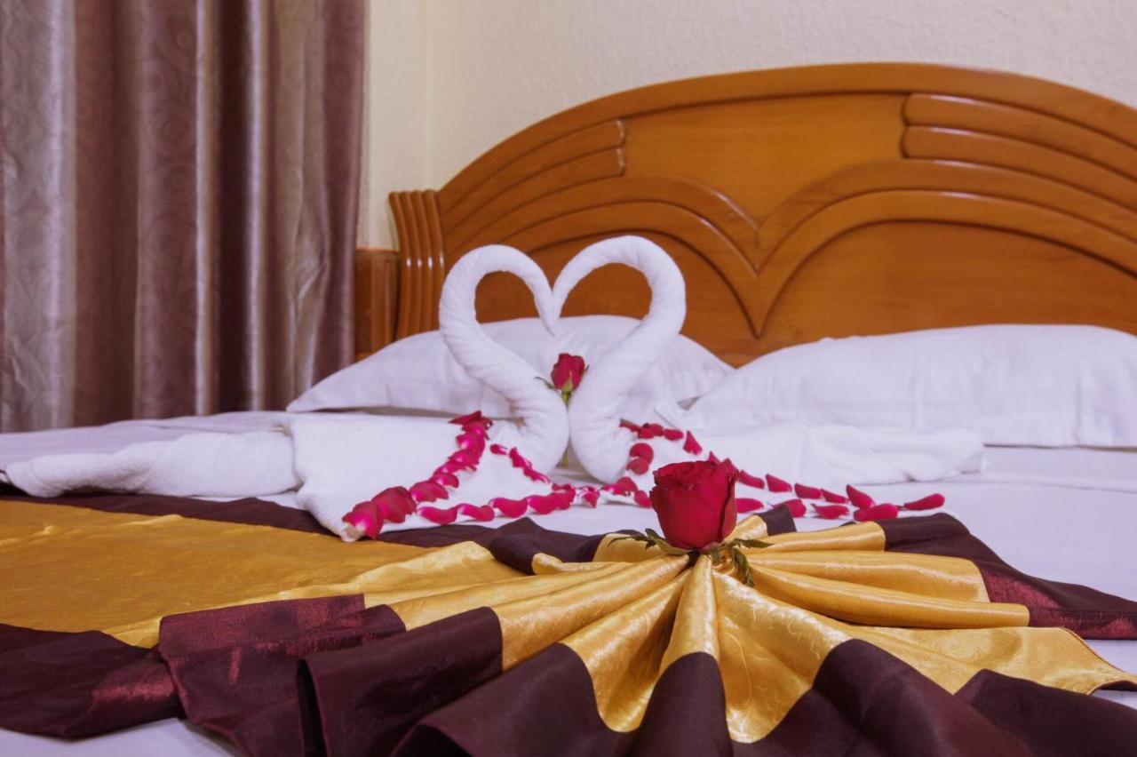 Sunrise Hotel マンダレー エクステリア 写真