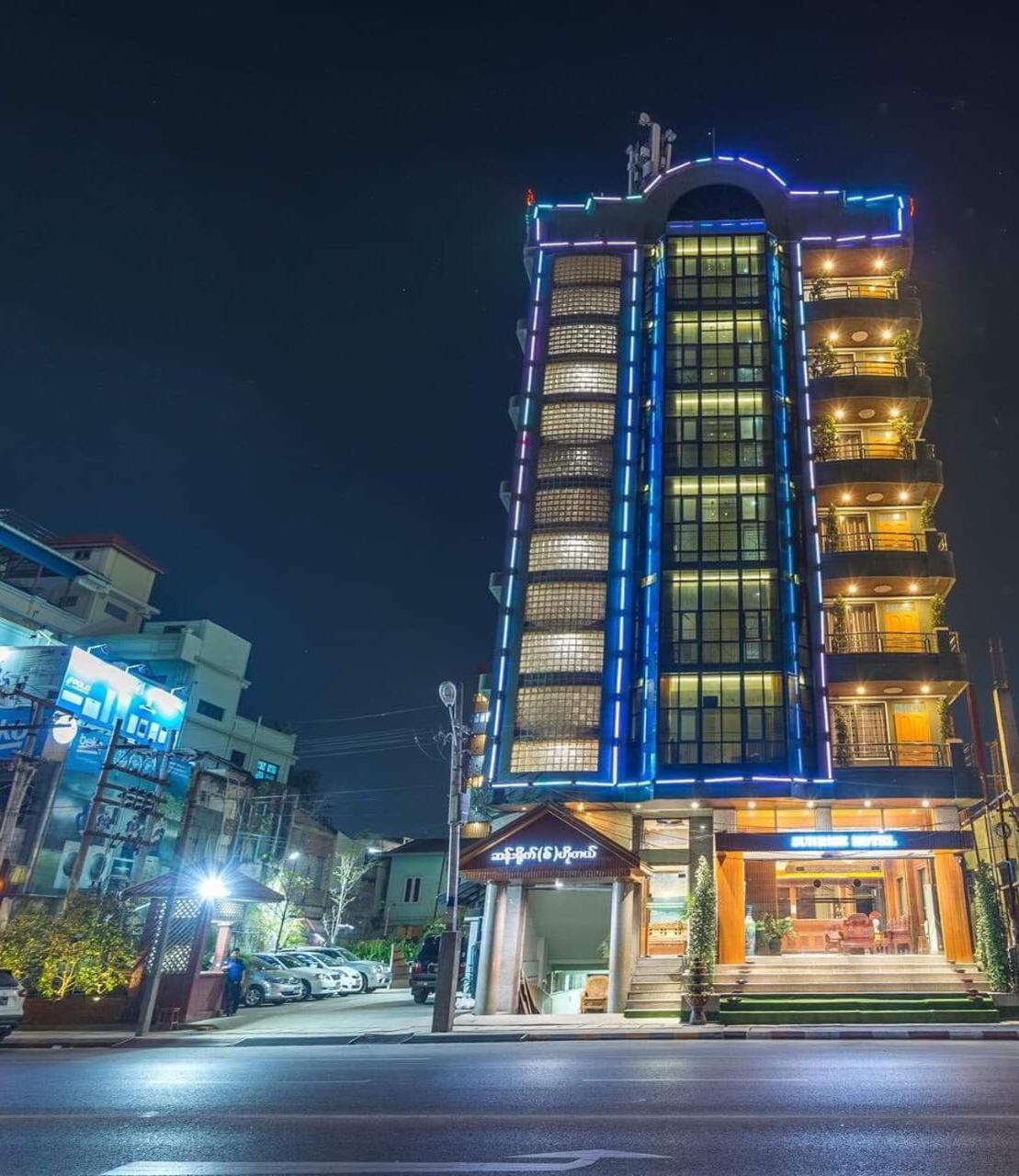 Sunrise Hotel マンダレー エクステリア 写真