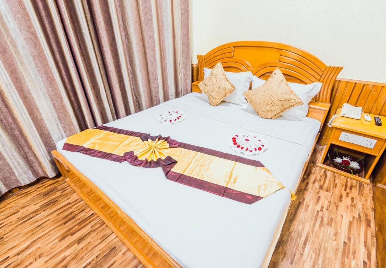 Sunrise Hotel マンダレー エクステリア 写真